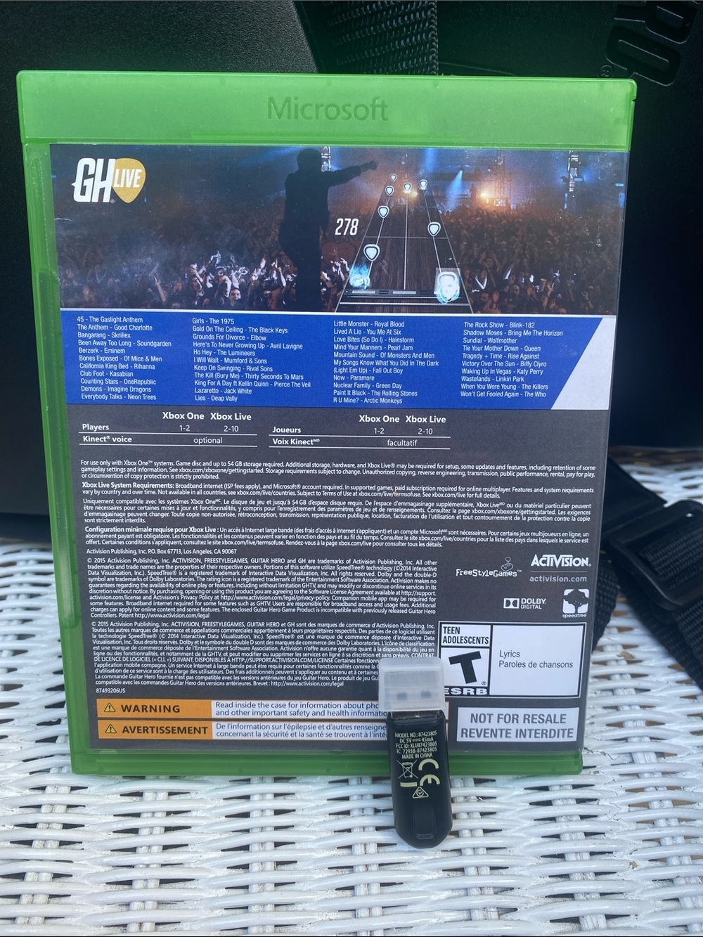 X Box 1 2Wireless Dual Guitar Controllers, Guitar Hero Live, 1 dongle, 2 straps - Picture 6 of 16